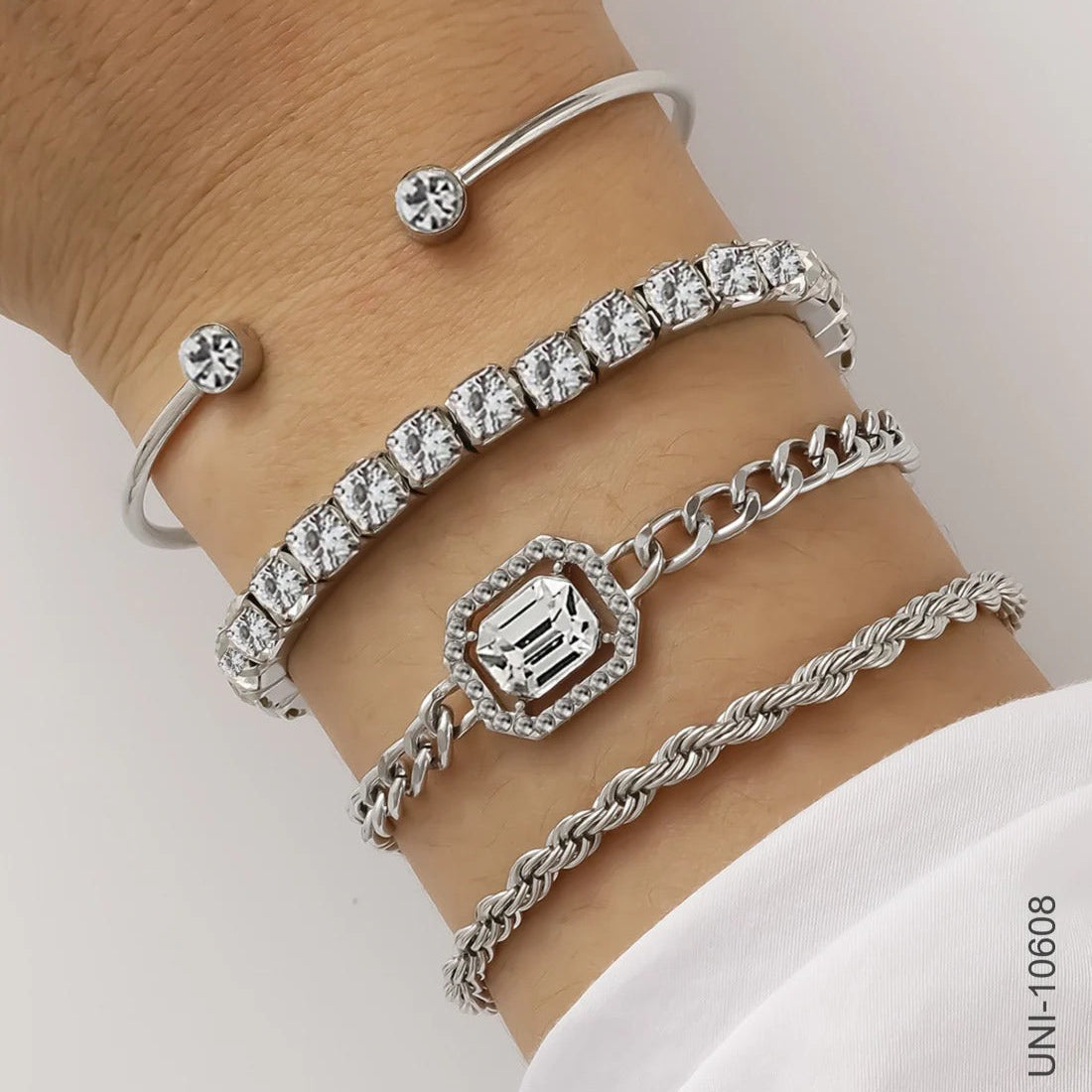 Classy Diamond & Silver Chain - Bracelet Set of 4